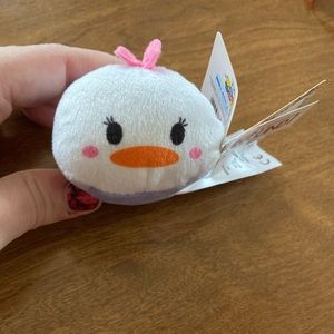 NWT Disney Tsum Tsum Daisy Duck